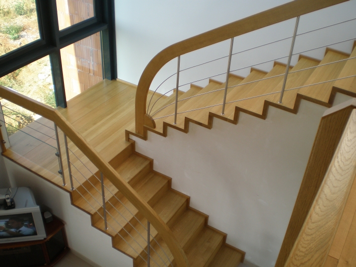 Escalier béton avec marches en bois-Treppenmeister